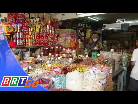 Video Thị trường bánh mứt Tết Tân Sửu 2021 nhiều chủng loại... - youtube