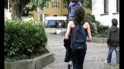 "Area" - Choreographical operations in public space (pt 1)