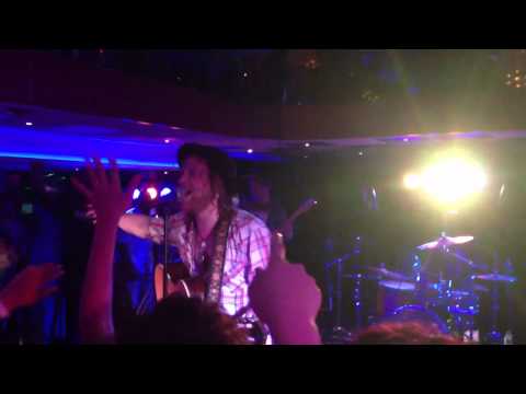 Allen Stone - Unaware (live at SOB's Luxury Infinity Yacht)