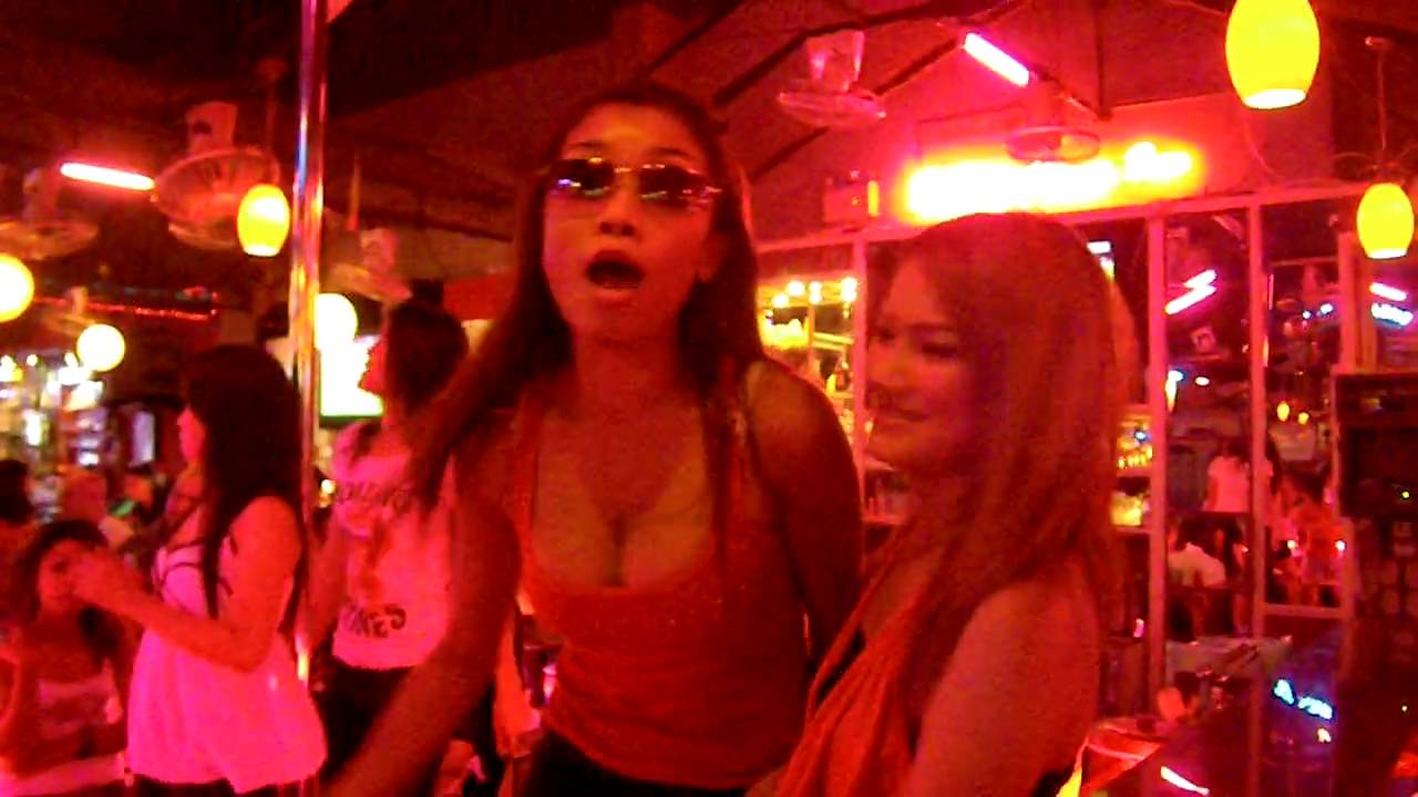 couple sex legs on shoulders free pattaya bargirl sex