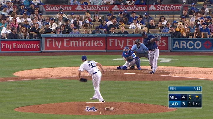 MIL@LAD: Carter lines a two-run homer in the 5th