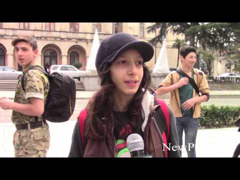 გამართლებულია თუ არა ბავშვის ადრეულ ასაკში მონათვლა ?