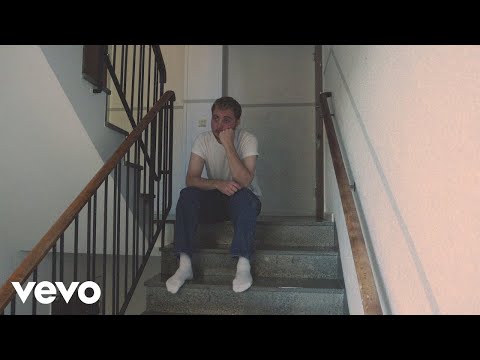 Παρακολούθηση Björn Holmgren - Ljug för mig (Visualiser) στο YouTube Παρακολούθηση Björn Holmgren - Ljug för mig (Visualiser) στο YouTube