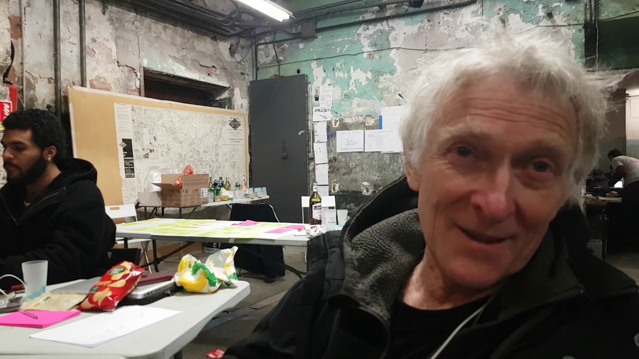 Le DAL rend visite aux participants du hackathon - YouTube