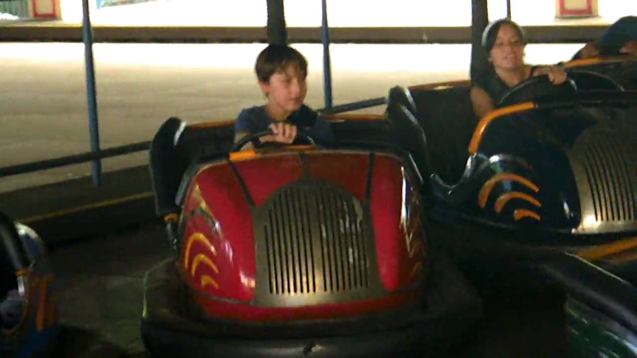 Six Flags Fiesta TexasFender Bender (Bumper cars) YouTube