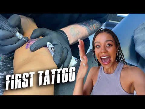 Come get my FIRST EVER TATTOO with me!! 🤟🏽💉