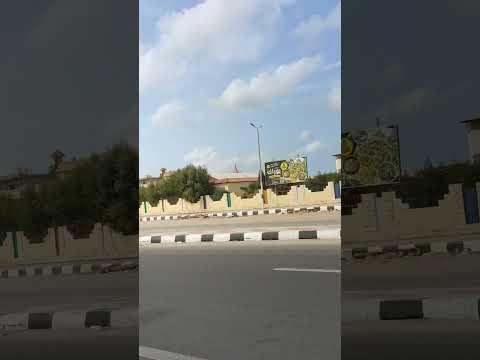 و ظننتني شخصا يستهان به لا والذي جعل الكرامة في دمي أنا ك الشمس اعميك ولا انعمي