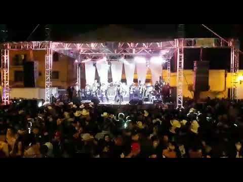 Banda Maguey como la luna