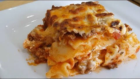 Homemade Lasagna without Ricotta cheese | Tina's E...