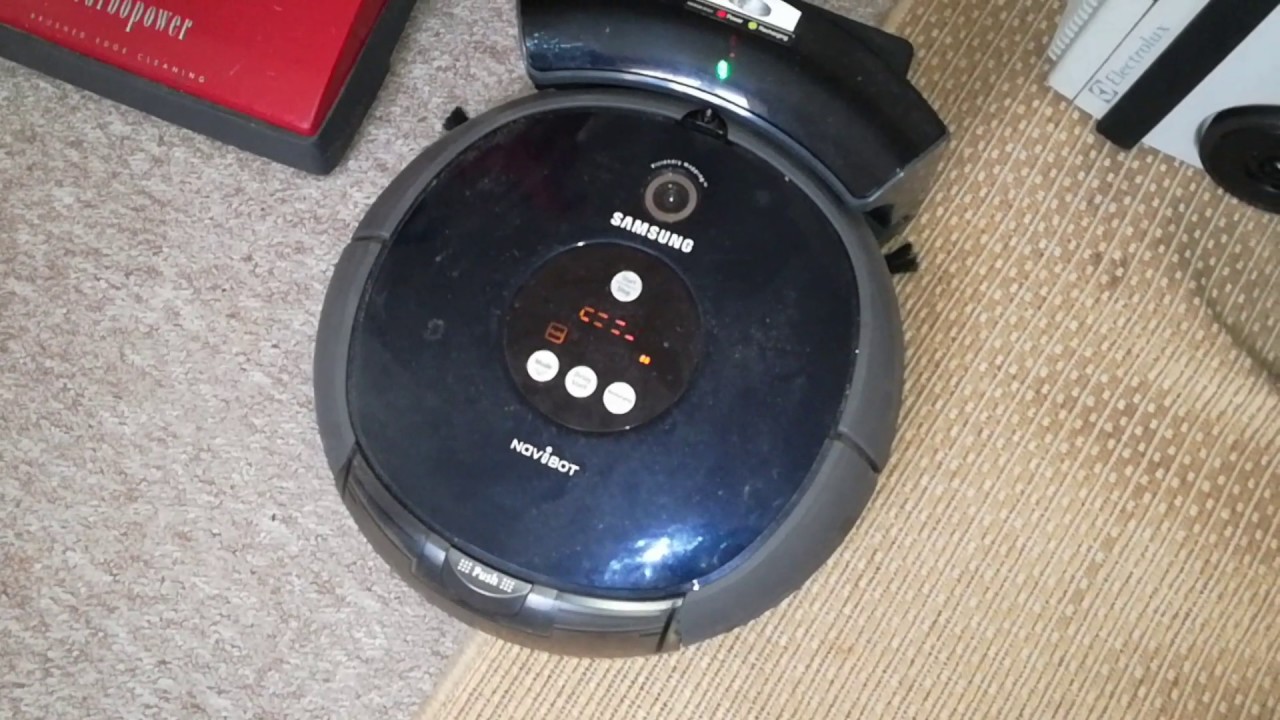 Samsung Navibot robot vacuum cleaner screams and gives up on life - YouTube