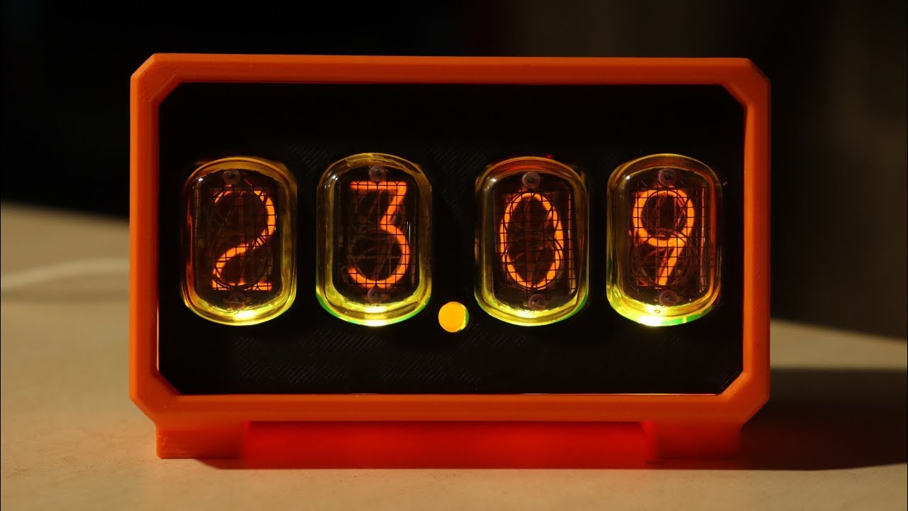 Роскошные часы на ИН12