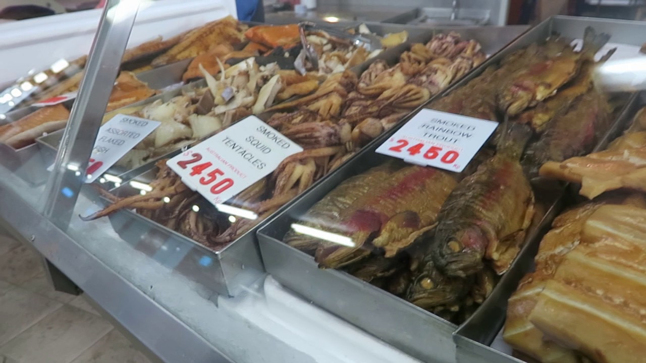 laufuman ( Adelaide fish factory visit )