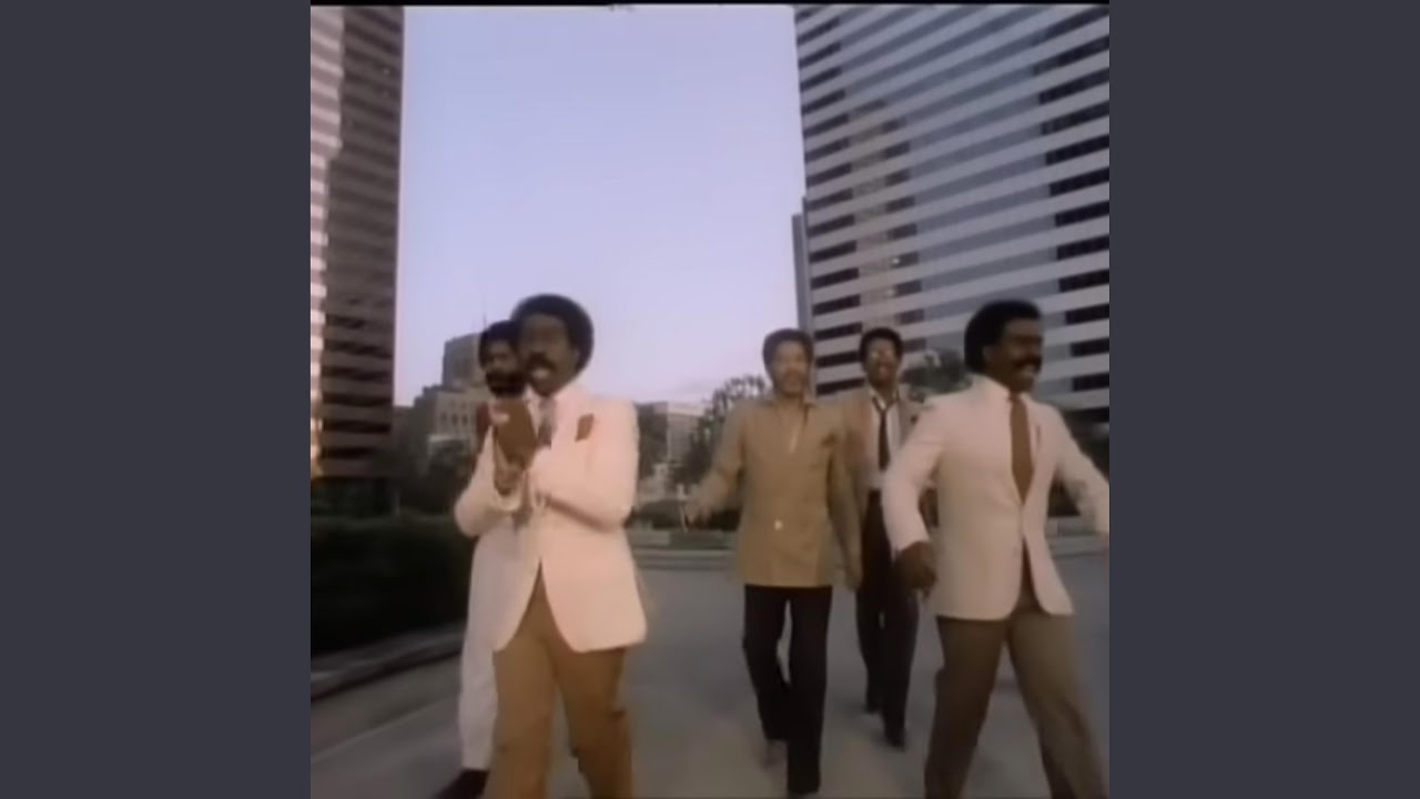 Obejrzyj pool side w YouTube Obejrzyj pool side w YouTube