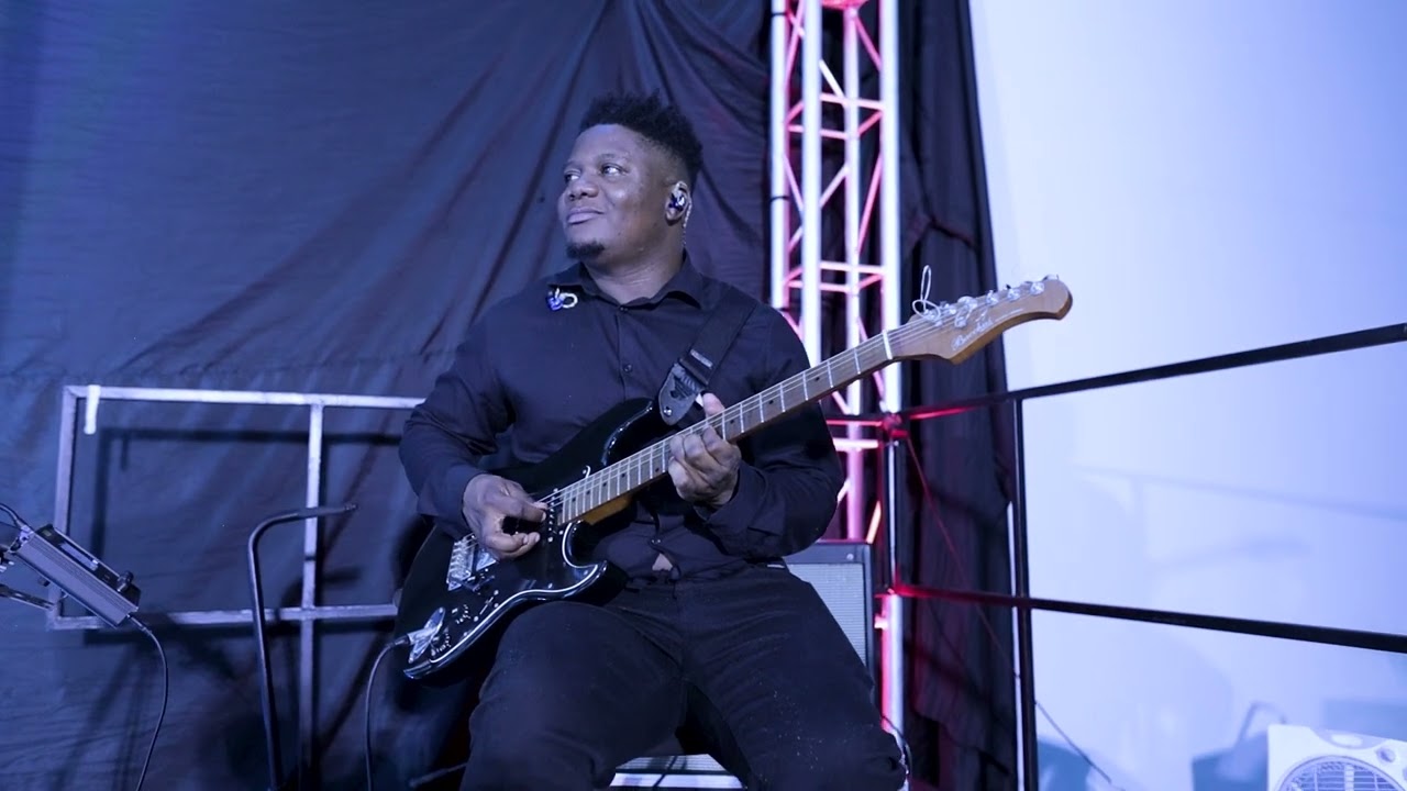 Umlilo Medley Mam Faith Khanyile Ft Putuma Tiso (Live at Sandton AoG 8 Malindi Rd Sunninghill)