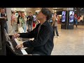 フランスの駅でショパンを弾いたら、人が集まりすぎた