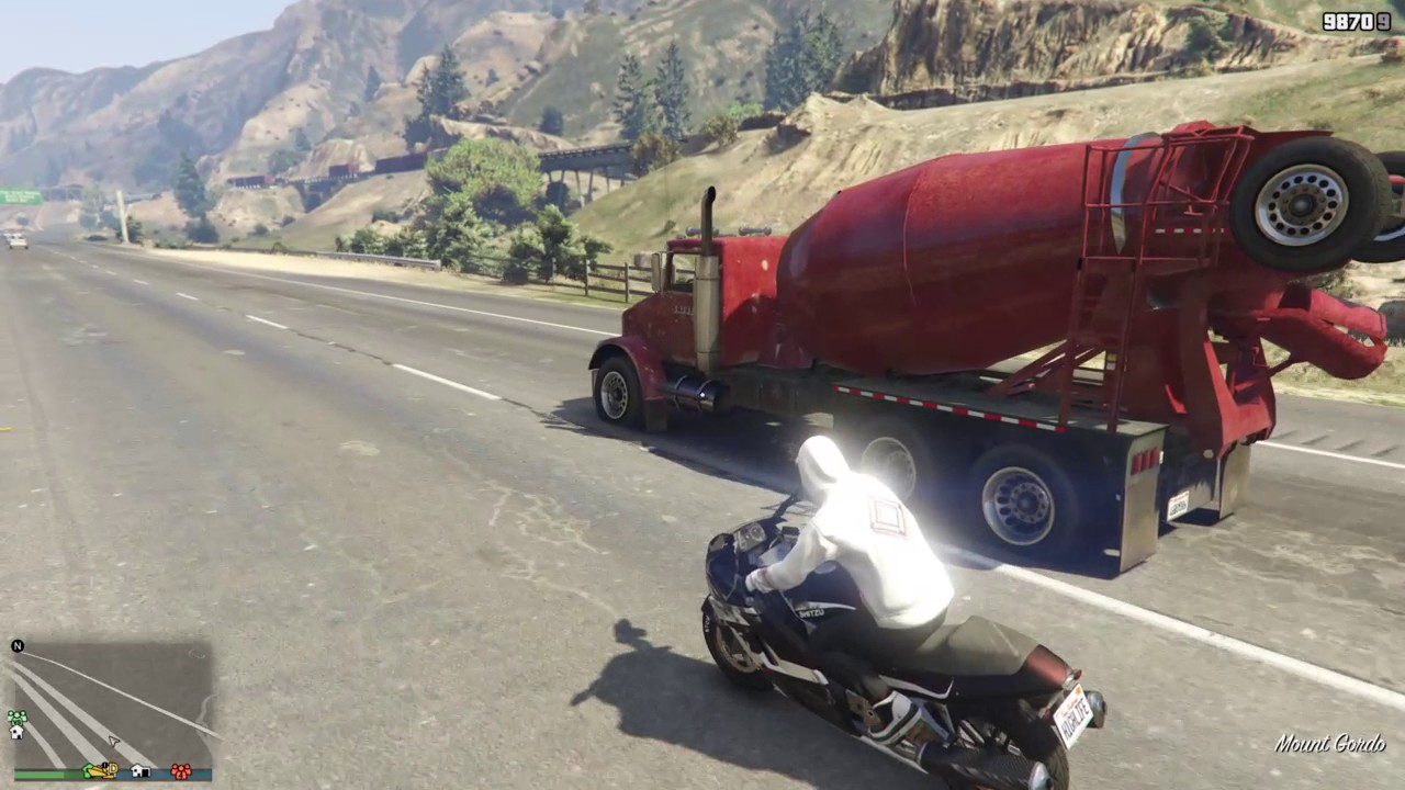 Grand Theft Auto V just messing around an came across a little glitch ...