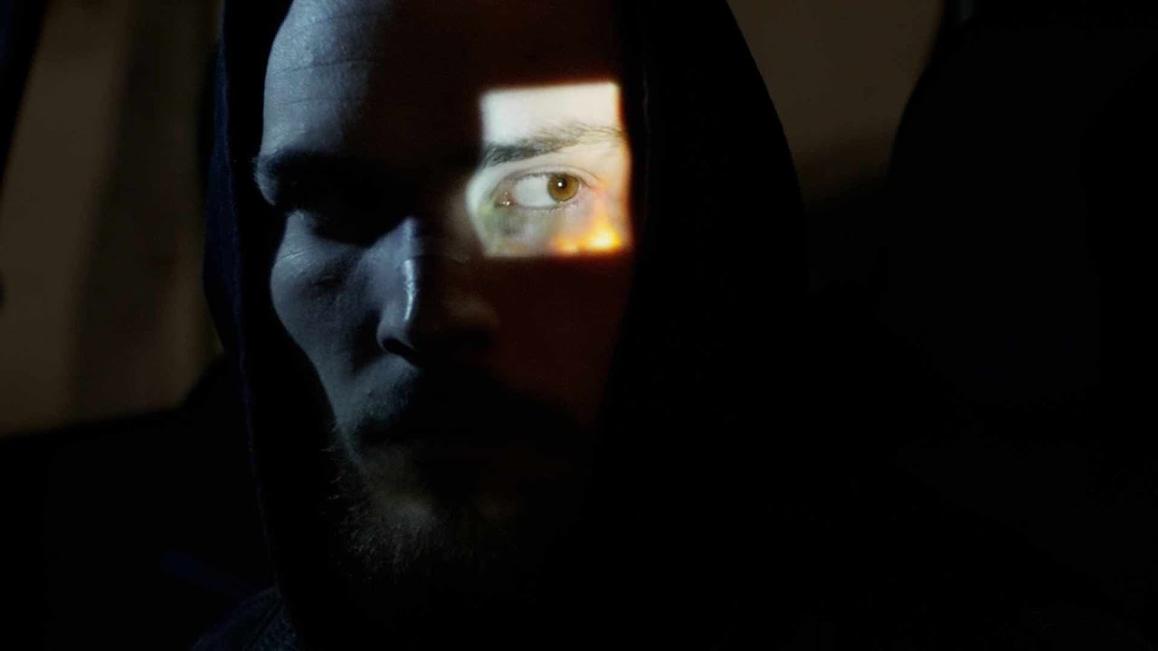 PEFE ERRE - ALGO ANDA MAL (VISUALIZER  OFICIAL)