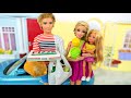 Barbie Doll Family Goes to Mart to buy Groceries. supermercado Toko kelontong Puppe Supermarché دمية