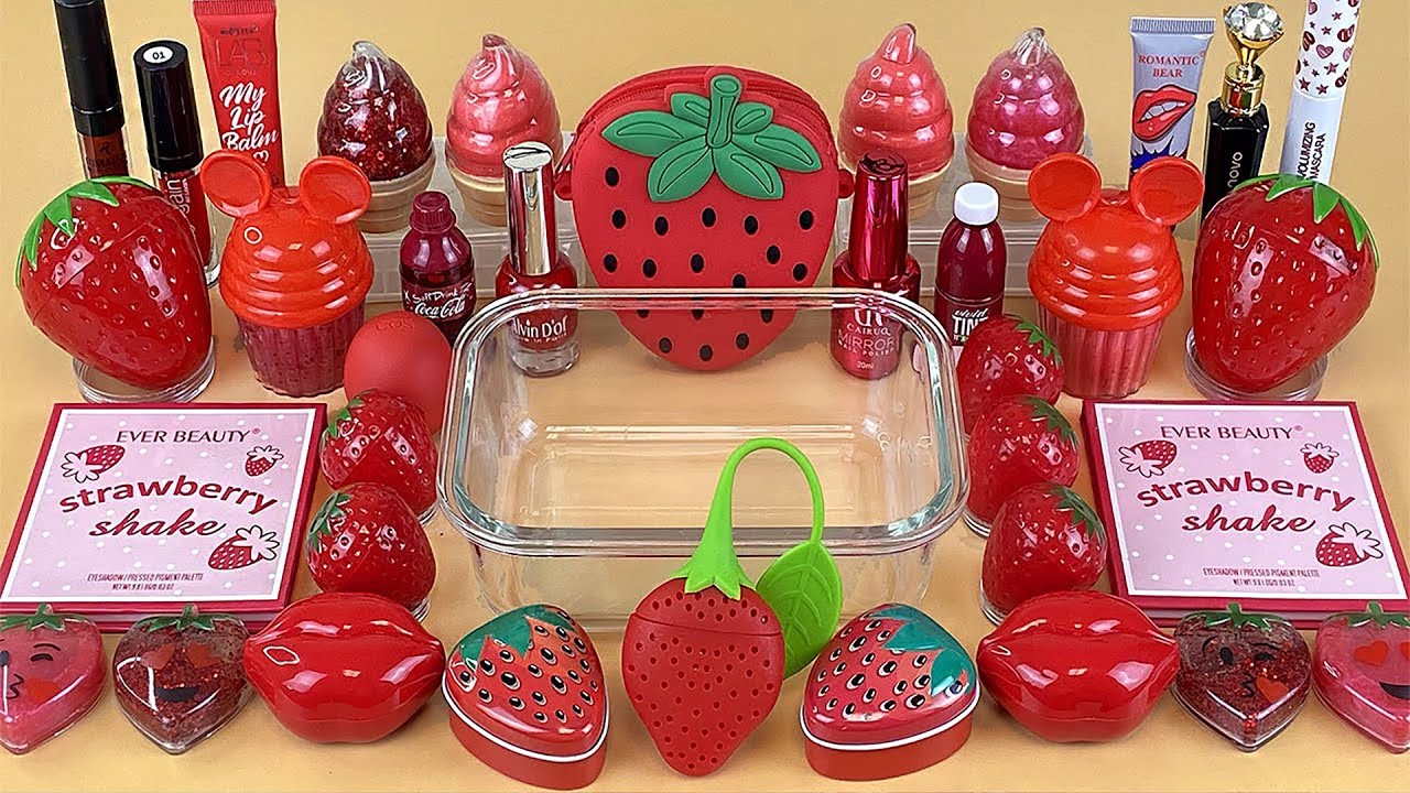 STRAWBERRY SLIME. Mixing makeup and glitter into Clear Slime. Satisfying Slime Videos 1080p.