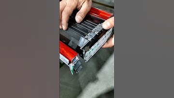 Folding steel mesh door, suitable for use on extremely narrow doors!