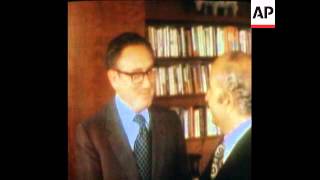 Synd 18-2-74 Kissinger Meets Arab Diplomats On Oil Embargo