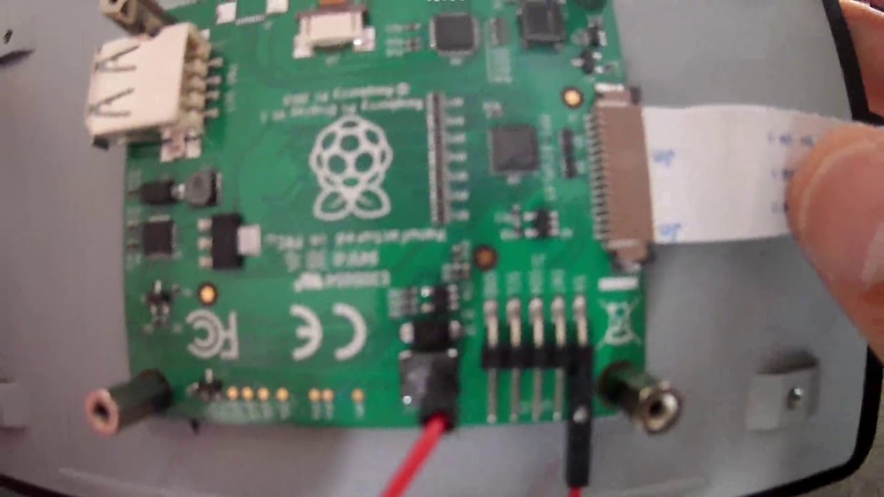 Montage de l'écran tactile 7 pouces du Raspberry Pi - Tuto - YouTube