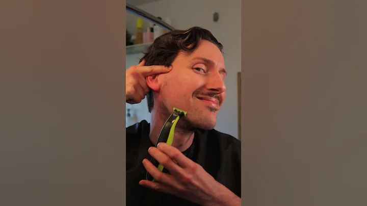 Shaving with the Philips OneBlade & Gillette ProGlide Razor