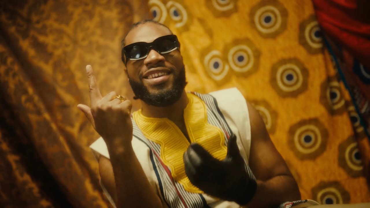 Tom Moutchi - Antoinetta (Official Video) ft Vegedream