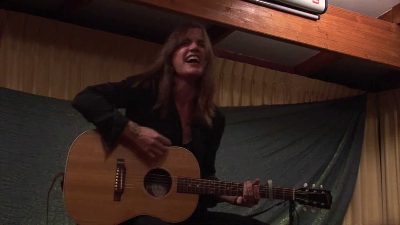 ABBE MAY @ Denmark ArtsHouse unplugged