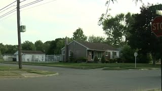 Driver killed, passenger critically injured in Inkster shooting