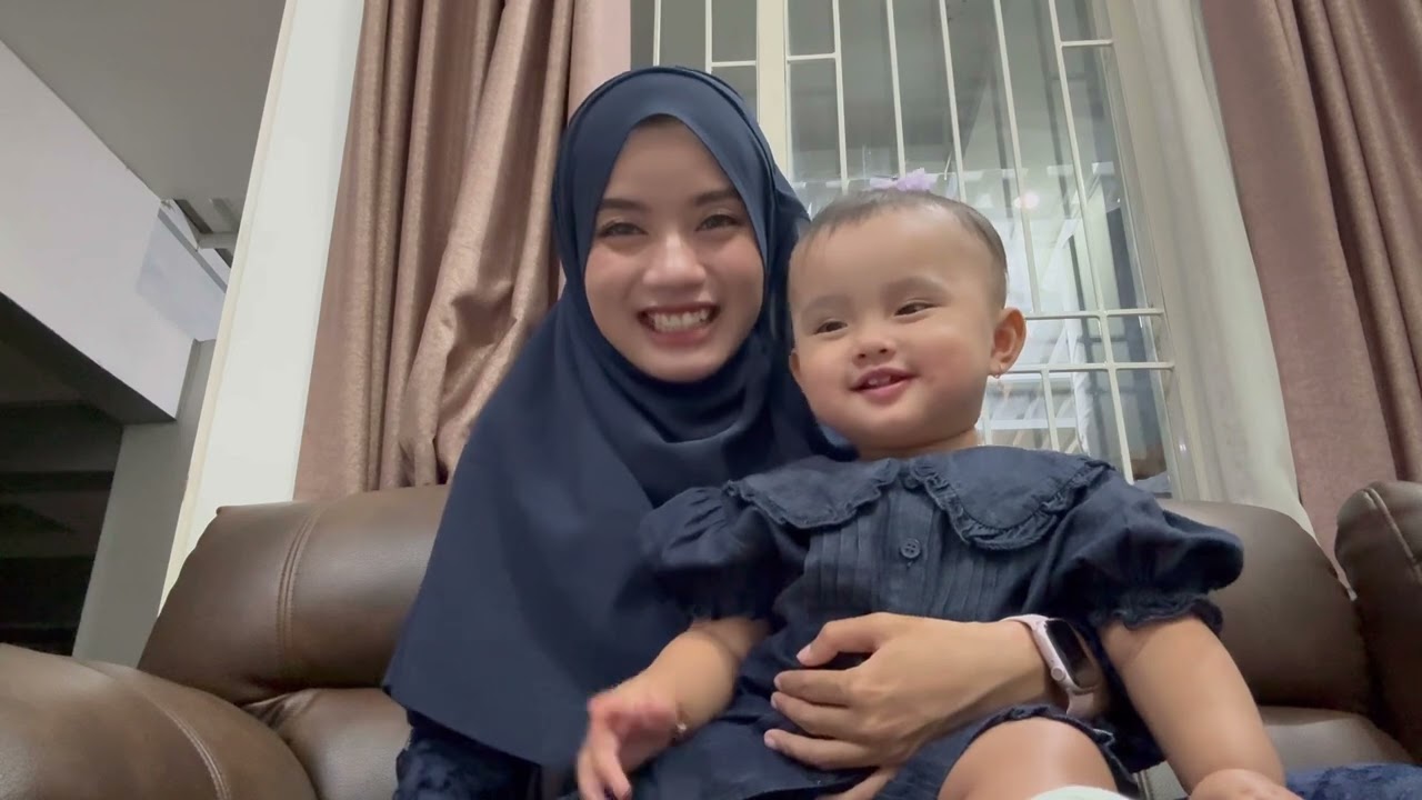 ACARA KESERUAN ULANG TAHUN SI KEMBAR !