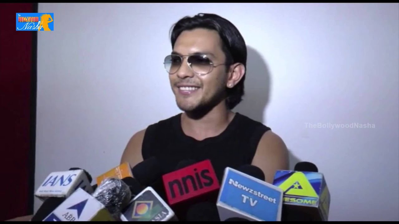 Aditya Narayan Launches Marathi Movie"Carry On Maratha" Song P4 YouTube