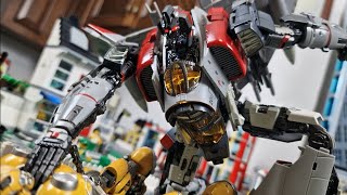 Transformers stop motion - Bumblebee vs Blitzwing