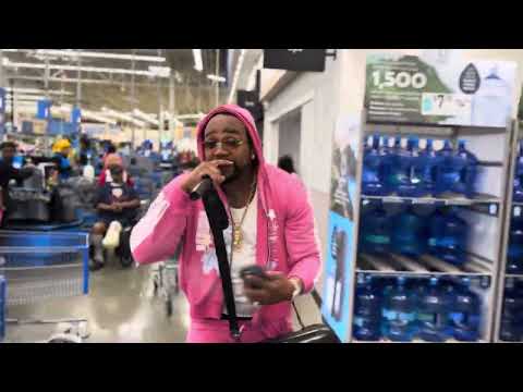 Free concert at wal mart