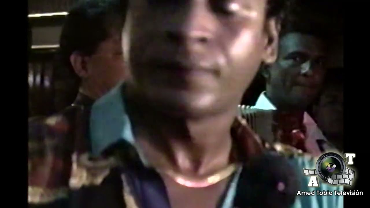 CUALQUIER COSA VALE FARID ORTIZ Y EMILIO OVIEDO EN VENEZUELA