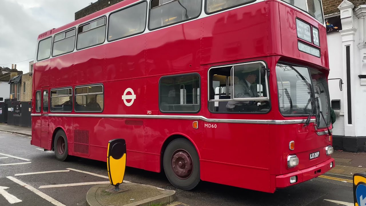 Preserved LT Metropolitan MD60 (KJD260P) leaving Griffin Rd, Plumstead