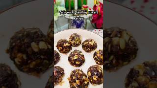 Healthy and sugar free sweets recipe in 10 minutes #food #shortsfeed #recipe #cooking #healthyladoo
