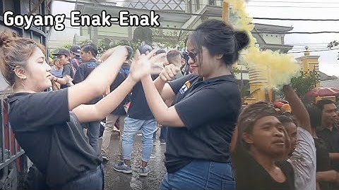 Goyang Enak-Enak Dangdut Dorong New Megantara