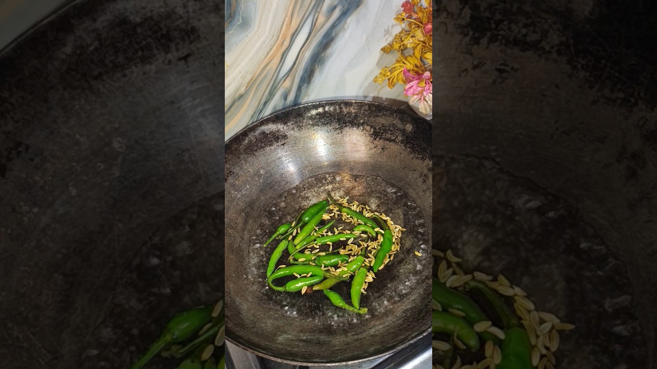 Viral Green Chilli Tips #New Kitchen Tips #Latest Tips #Viral #Shorts #Youtube Shorts 👌