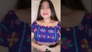 Chapinas hermosas 502 aki poniendo mi traje de corte lista para ir a dormir muchas