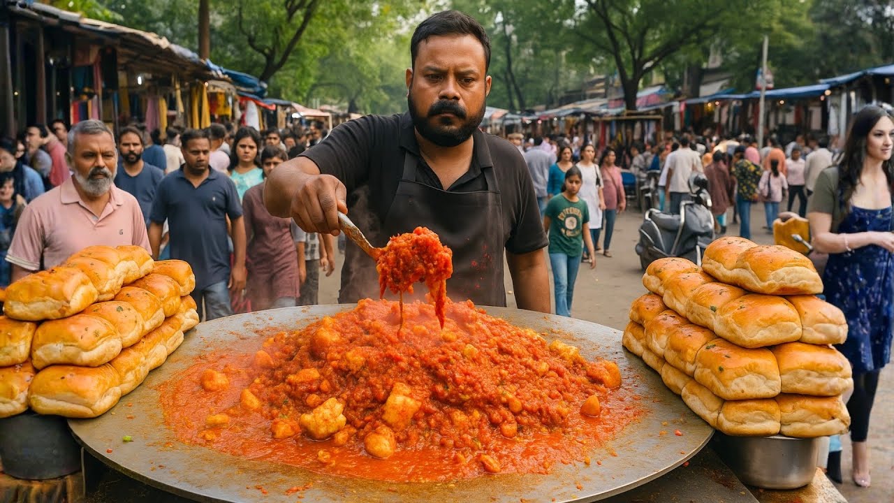 Massive Pav Bhaji 😳 Hardworking Man Cooks Alone in Roadside Stall 🍛🍞