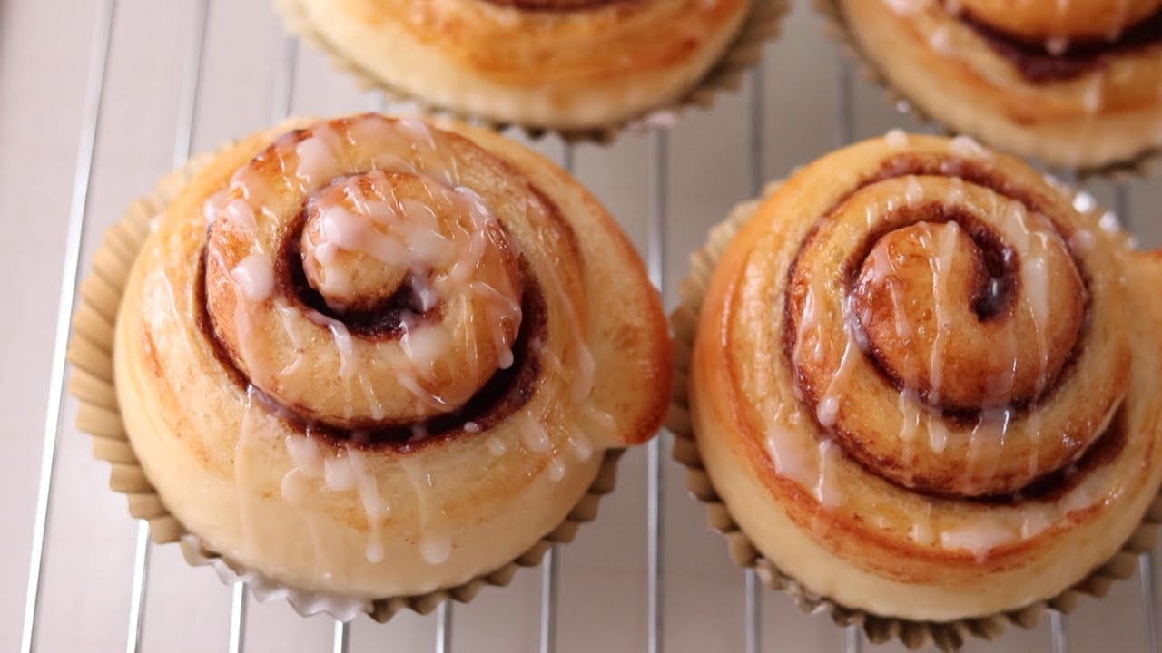 しっとりもちもち シナモンロールの作り方 Cinnamon Rolls Recipe Youtube