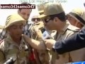 السيسي بيهزر مع جندي مقاتل وبيقوله انت بتشرب سجاير في الدبابة 