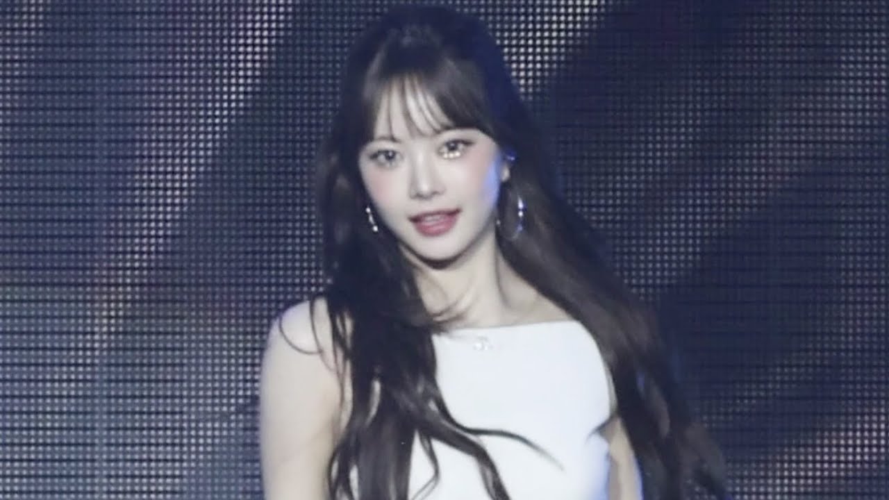 LE SSERAFIM 홍은채 'Blue Flame' 직캠 (4K 세로 / 'EASY CRAZY HOT' in Incheon / 2025.04.20)
