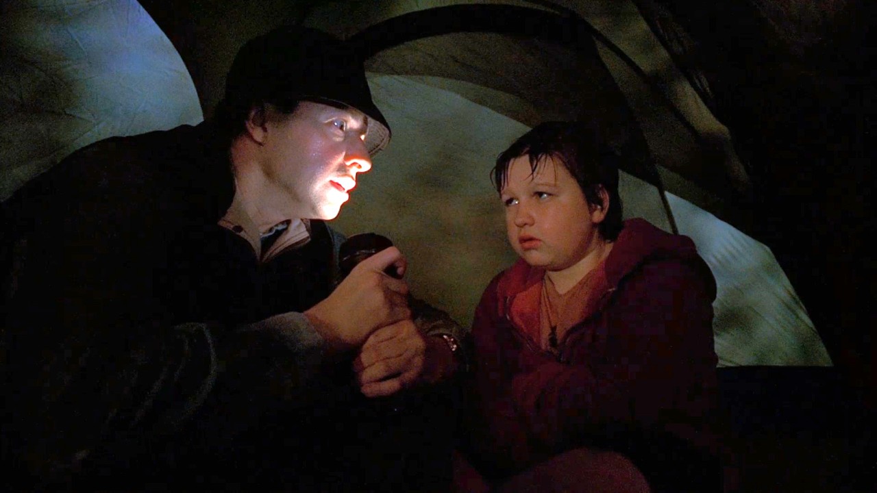 Alan y su hijo de campamento D0S HOMBRES Y MEDIO CAPITULOS COMPLETOS