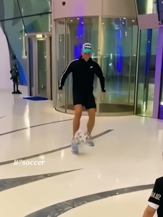 And this is the reason why he's my favorite player