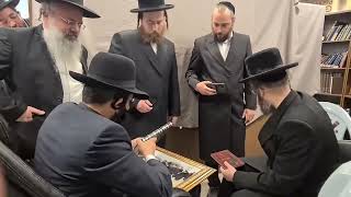 הגאון הינוקא - בסיפור מיוחד להילולת הרבי הקדוש משטפנש זיע"א  [מבלי שום הקשר להתרמות ותרומות ומטבעות]
