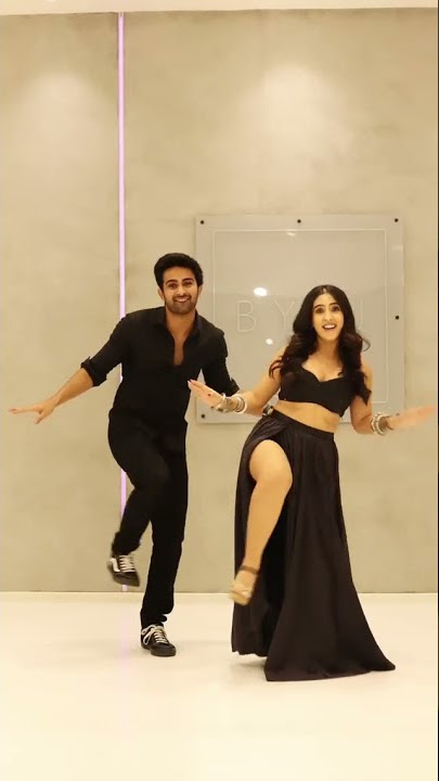 Cham cham nachdi phira Song 🥰 | Sameeksha Sud 👍