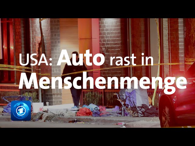 aktuell - Auto fährt in Strassenparade in den USA