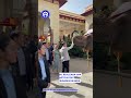 Así reaccionó Marco Rubio al saludo de un elefante en India